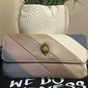 Kurt Geiger Leather Belt Bag
Kurt Geiger London